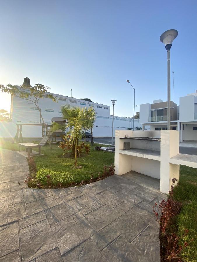 Casa Familiar Cerca De La Playa Con Terraza Privada Βίλα Κανκούν Εξωτερικό φωτογραφία